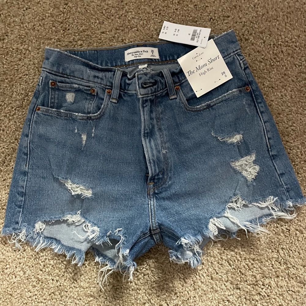 Abercrombie denim shorts, high rise Size 6 curve!